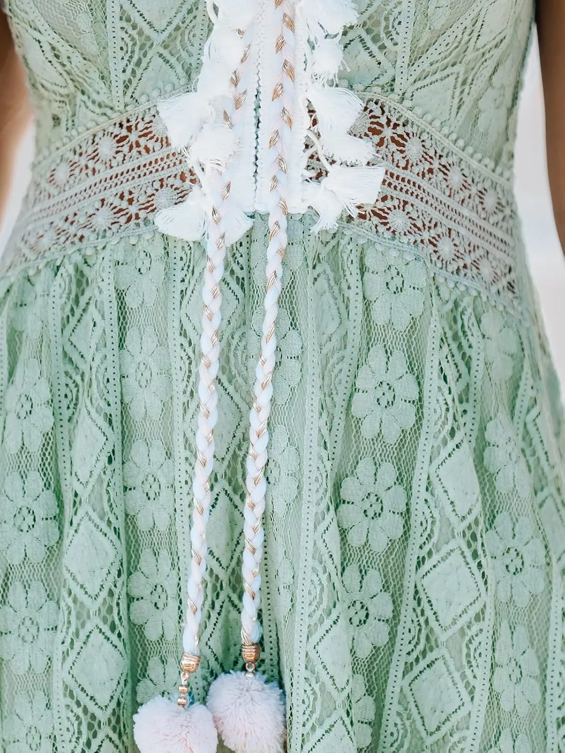 CUPSHE Women's Summer Dresses Sleeveless Lace Casual Tassel Beach Spaghetti Straps Flowy Maxi Sun Dress