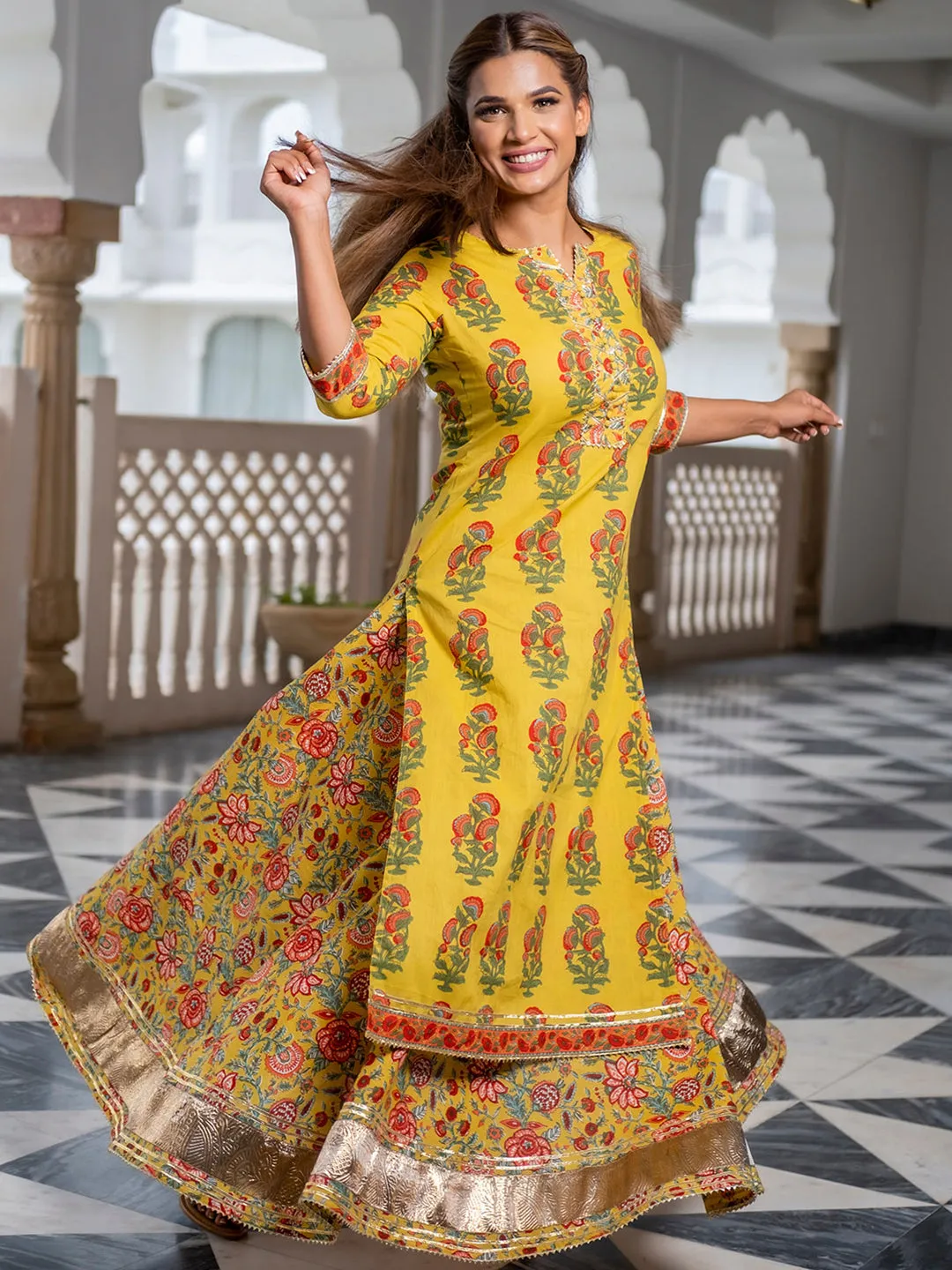 Floral Print Straight Kurta with Skirt